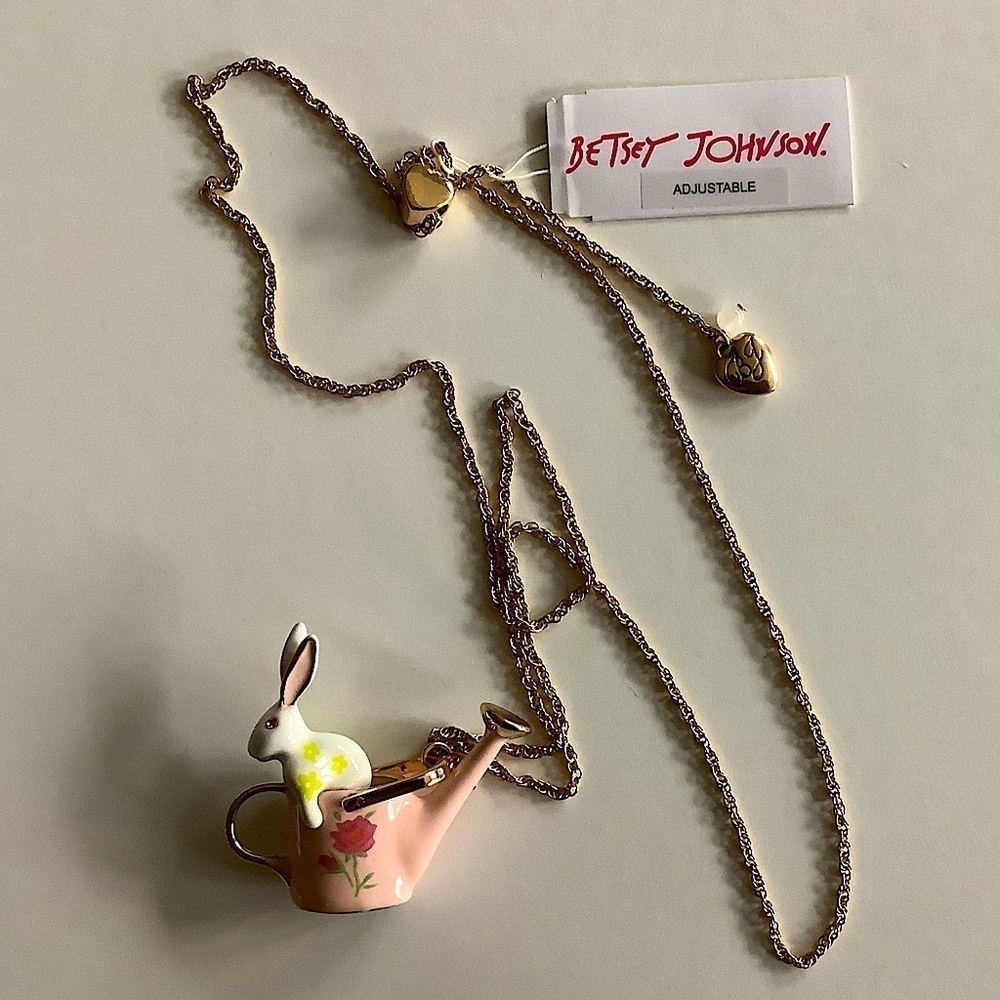 Betsey Johnson Spring Fling Watering Can Bunny Pendant Slider Necklace Pink New